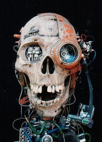 Opancerzona czaszka cyborga